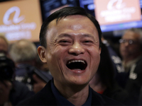 马云1350亿再成IT首富！他的一句话打动了英国首相