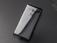 HTC U11+图赏：全面屏+玻璃镜面后盖，高颜值新旗舰